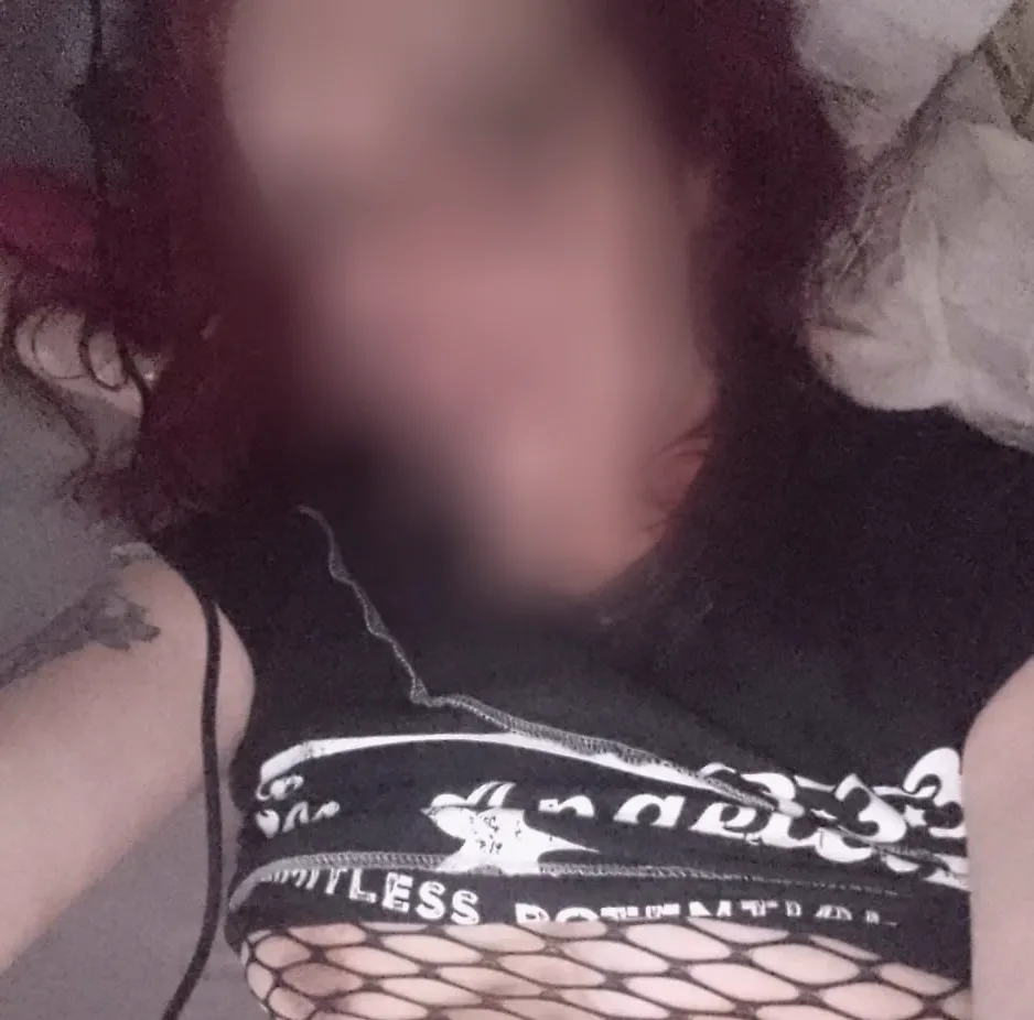 Nadia, 36