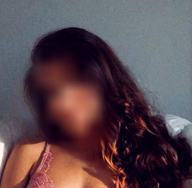 Nicoline, 25